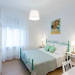 A Casa Dei Nonni לינה וארוחת בוקר אנה