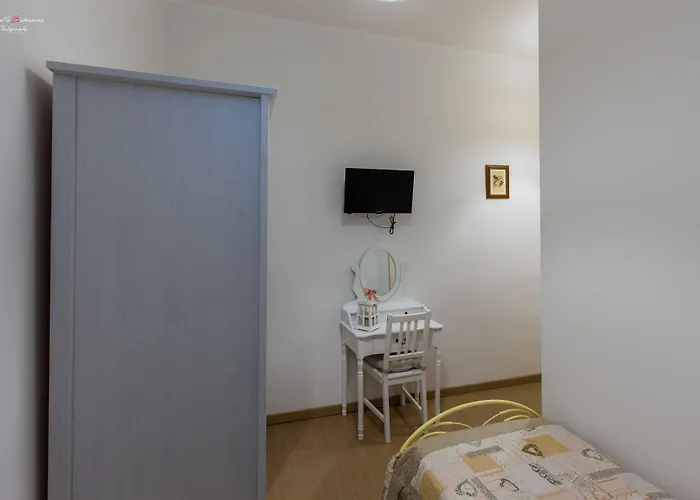 A Casa Dei Nonni Nocleg ze śniadaniem 3*